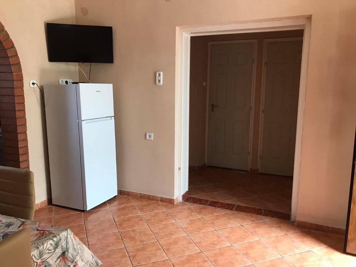 Tahiti Apartman Apartment Hajduszoboszlo Exterior photo