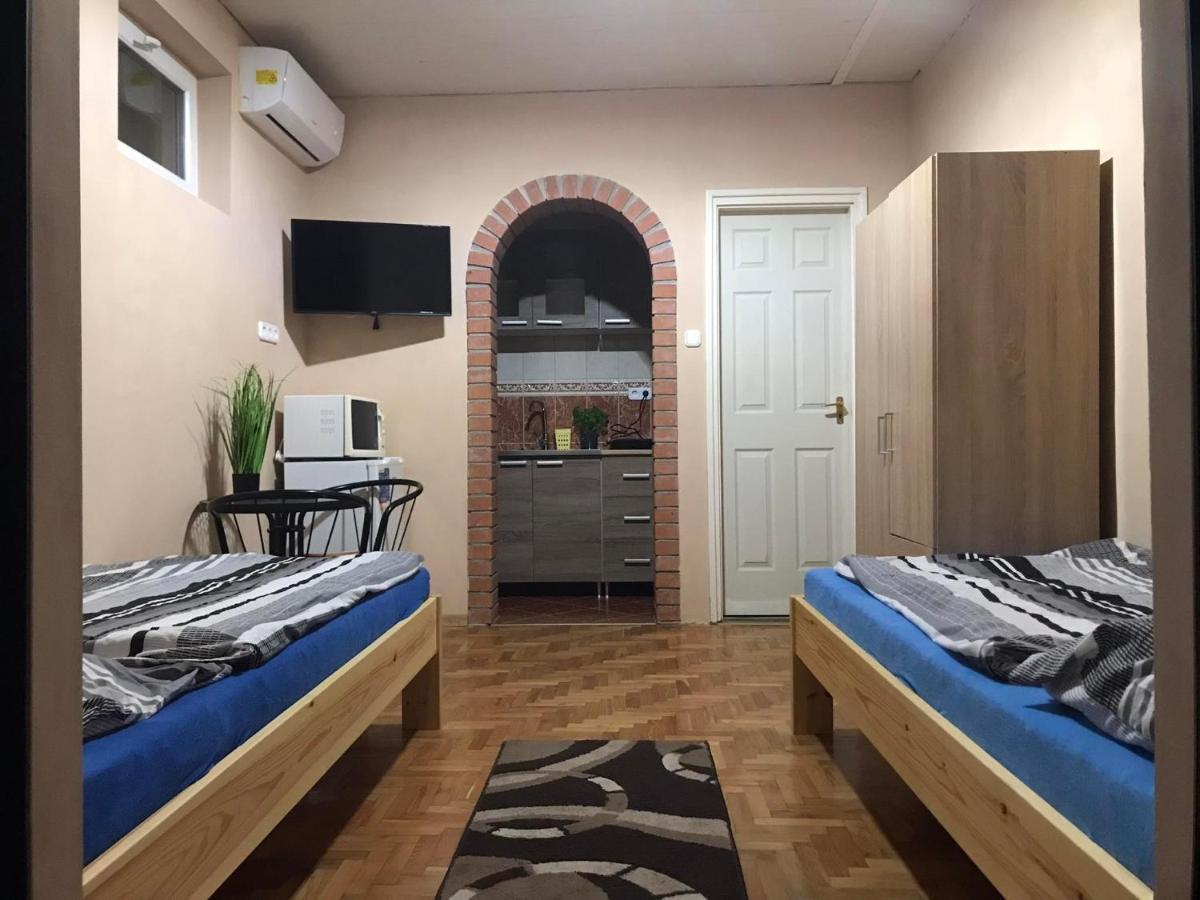 Tahiti Apartman Apartment Hajduszoboszlo Exterior photo