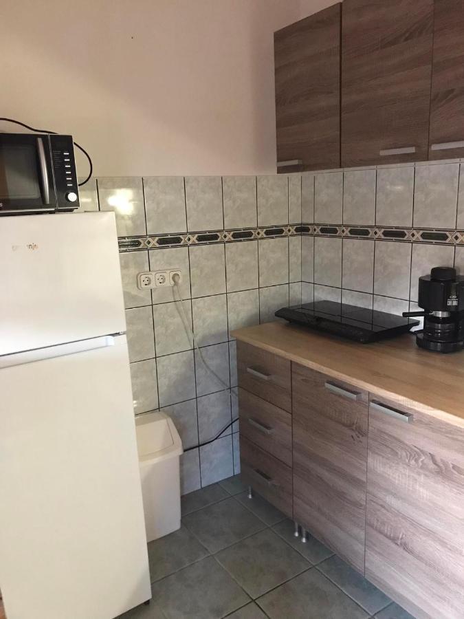 Tahiti Apartman Apartment Hajduszoboszlo Exterior photo